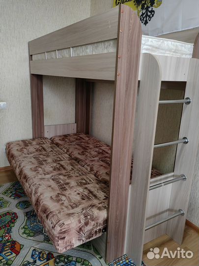 Кровать-диван двухъярусная