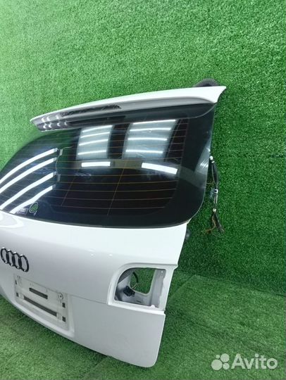 Дверь 5-я (дверь багажника) Audi S3 8P Код краски: