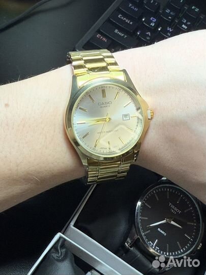 Наручные часы casio quartz