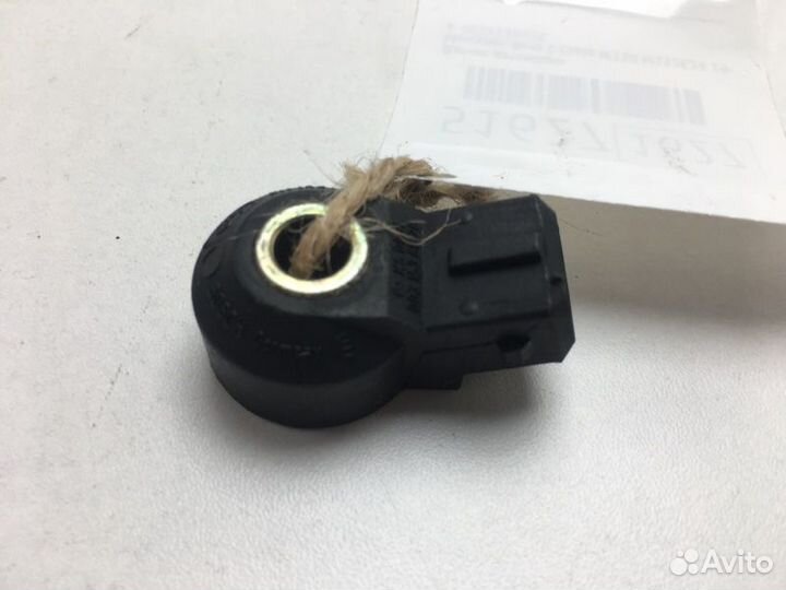 Датчик детонации Mercedes-Benz E-Class W210