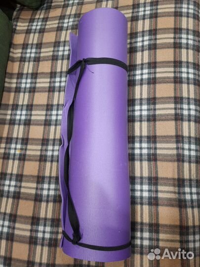 Коврик для йоги и фитнеса