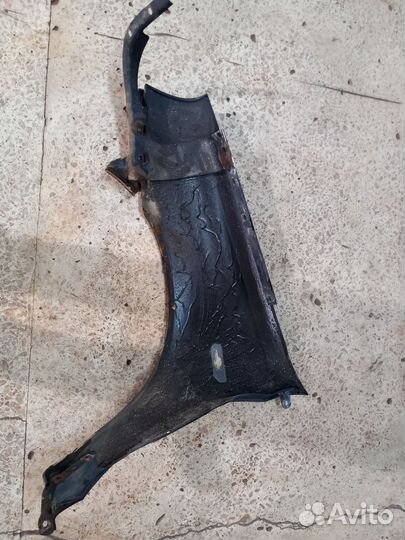 Крыло переднее калина