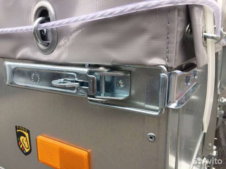 Защелка (замок) борта с ответной частью д/прицепа