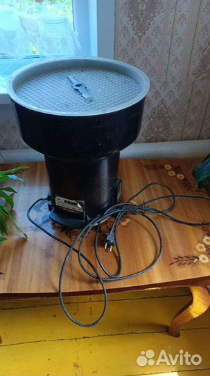 Зернодробилка 