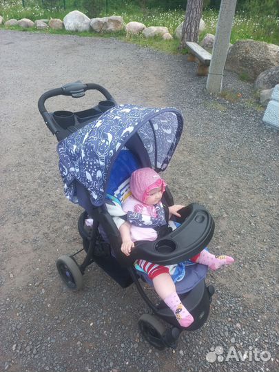 Прогулочная коляска