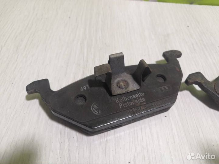 Колодки тормозные передние к-кт Фольксваген Голь