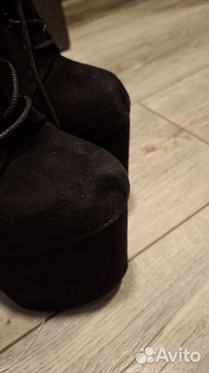 Стрипы Ботильоны