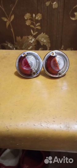 Верхние габаритные фонари на Москвич 412