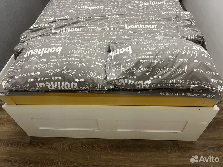 Кровать IKEA двухспальная с ящиками 140x200 бу