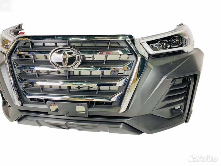 Бампер передний с фарами Toyota Hilux Pick Up R318