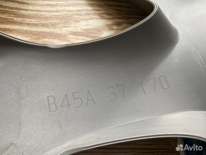 Mazda 3 R16 новый оригинальный колпак