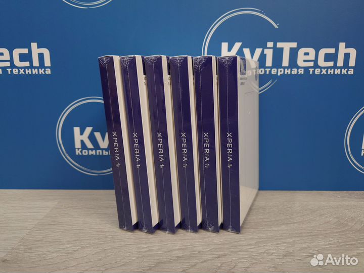 Оригинальное защитное стекло для Sony Xperia 1 V