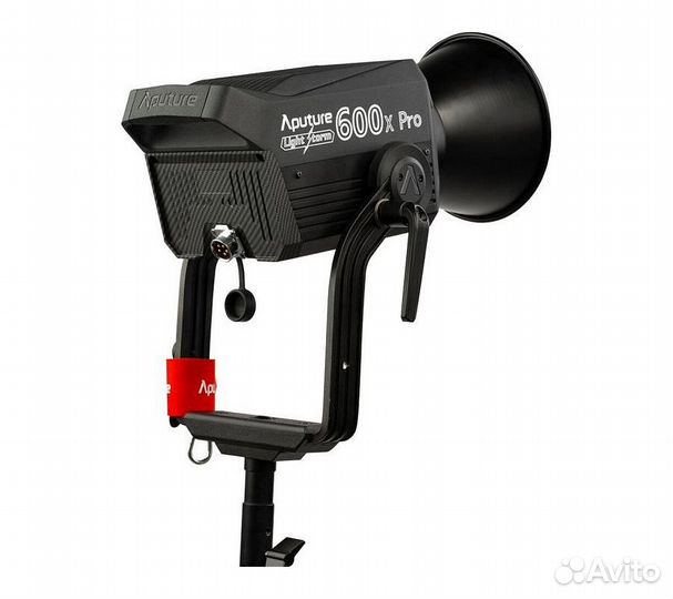 Светодиодный осветитель Aputure Light Storm LS 600