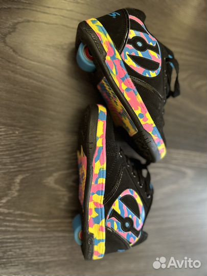 Роликовые кроссовки heelys