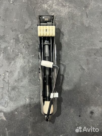 Домкрат BMW E38 E39