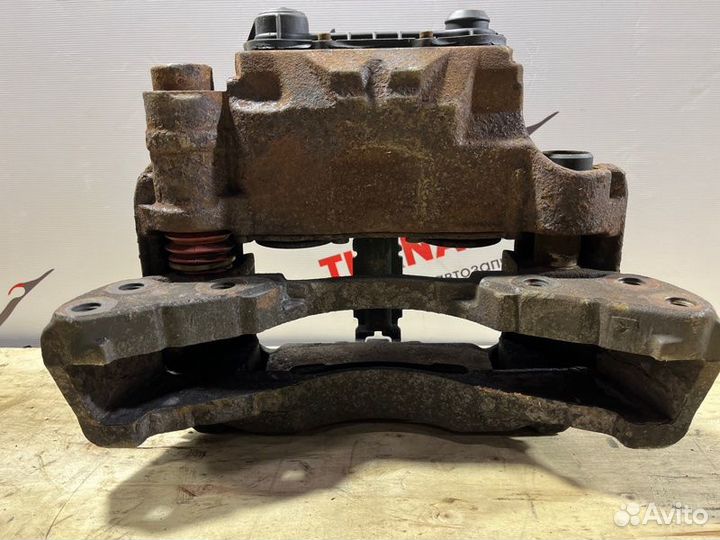 Суппорт тормозной правый Man Le 15.220 D0836