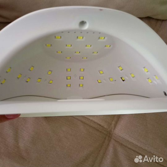 Лампа для сушки ногтей (новая) +9 лаков в подарок