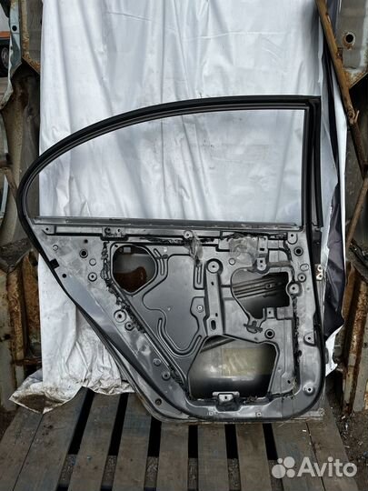 Дверь задняя левая Geely Emgrand ec7