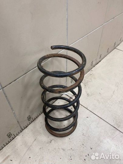 Пружина подвески передняя