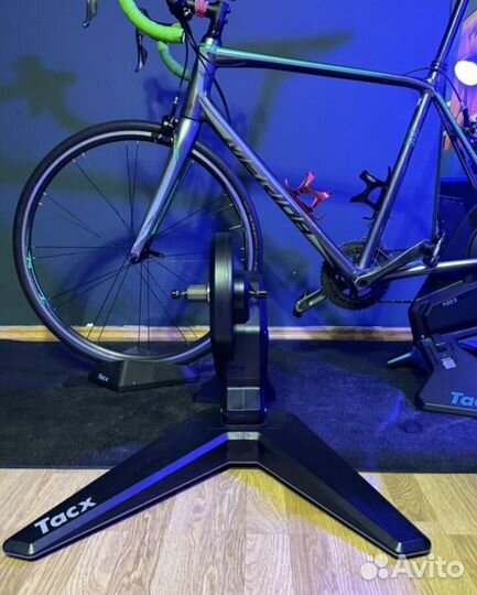 Станок Tacx Flux S (велостанок) подставка Elite