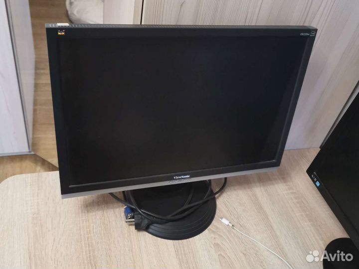 Монитор Viewsonic 22