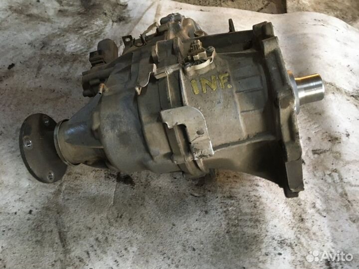 Коробка раздаточная (Infiniti QX56)