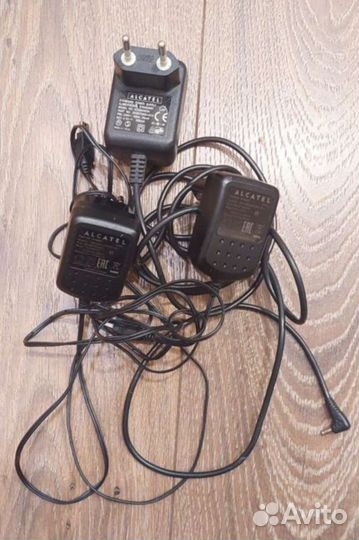 Зарядное устройство для телефона