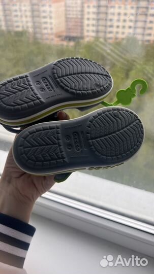 Сандали Crocs c7 новые