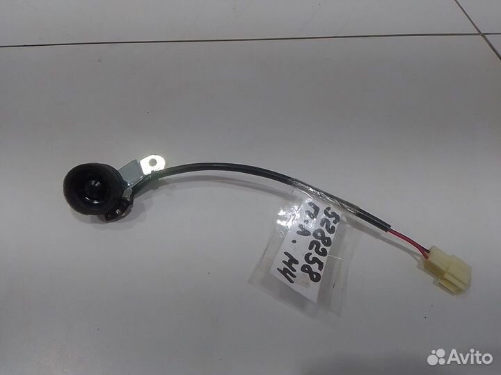 Динамик верхний передний левый