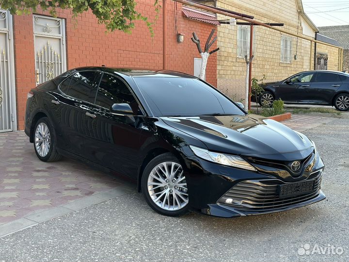 Toyota Camry 2.5 AT, 2019, 210 000 км