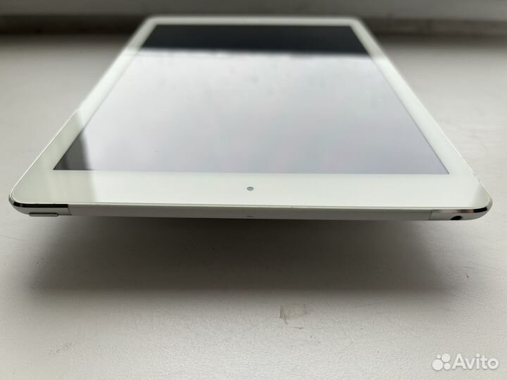 Планшет apple iPad air