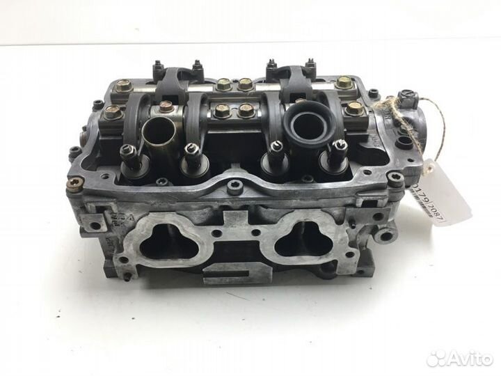 Головка блока цилиндров правая Subaru Impreza GG2