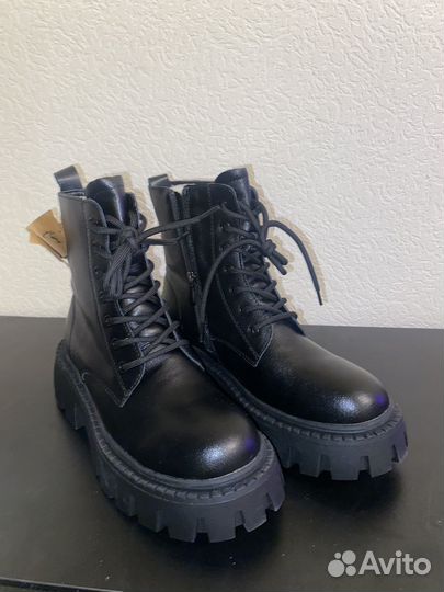 Ботинки женские