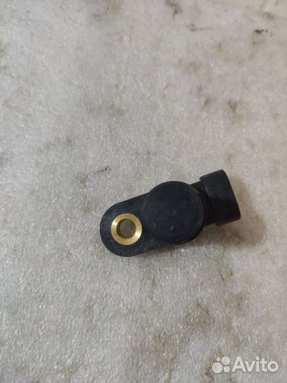 Датчик положения распредвала Ваз 2010-2012 8кл