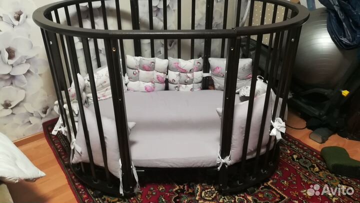 Детская кроватка круглая овальная