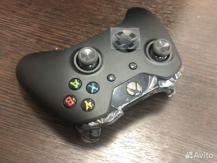 Геймпад Xbox One новый джойстик