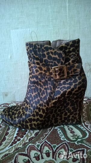 Ботильоны Vince Camuto