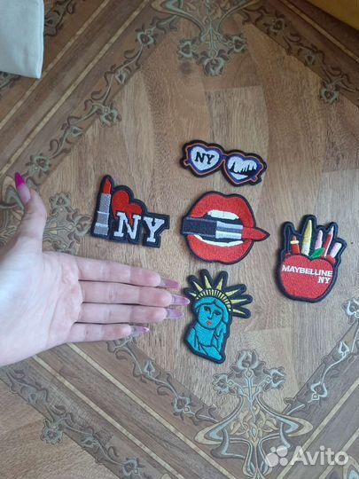 Нашивки на одежду Maybelline New York