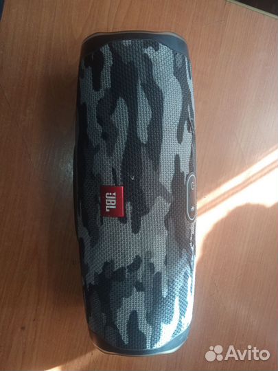 Колонка jbl charge 4