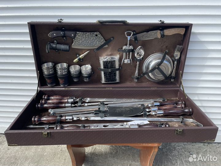 Подарок мужчине шашлычный набор шампуров