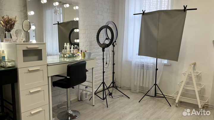 Аренда рабочего места визажисту, бровисту, мастеру