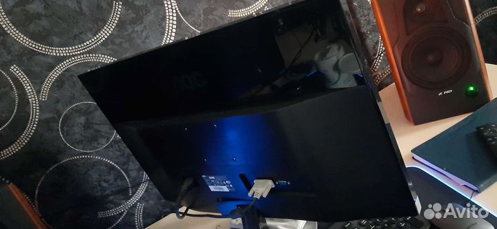 Монитор AOC 27