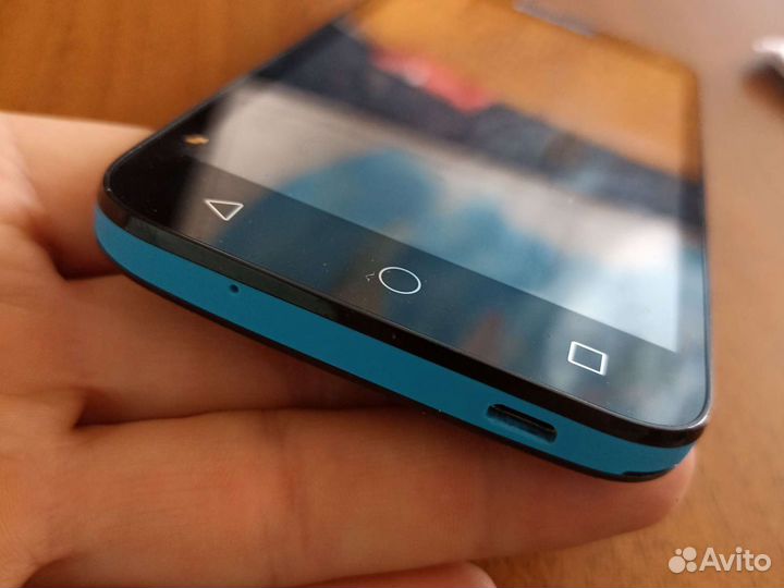 Телефон Alcatel