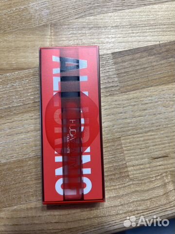 Матовая помада huda