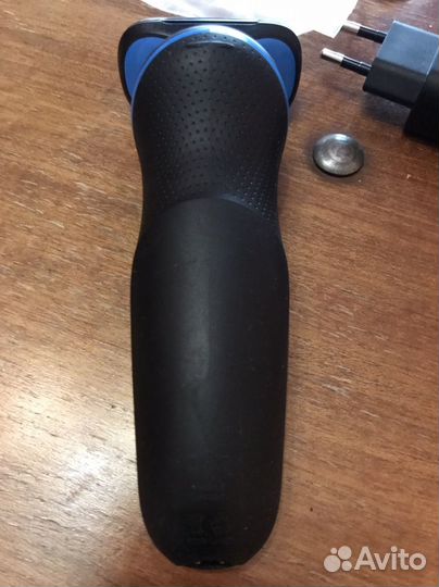 Электробритва Braun Series 5, type 5762, синяя