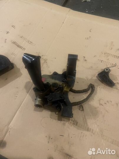 Масляный насос Volkswagen Skoda 1,6 CFN