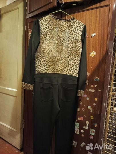 Комбинезон женский