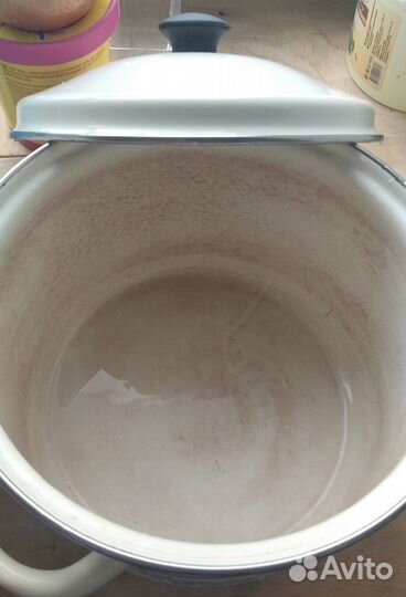 Набор эмалированных кастрюль СССР