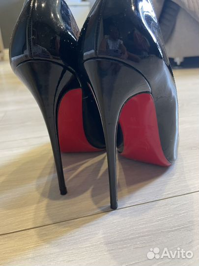 Christian Louboutin So Kate 39 оригинал