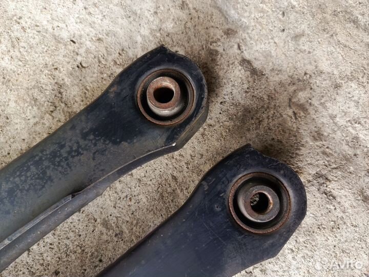 Рычаги задние Mitsubishi Airtrek 4G63T